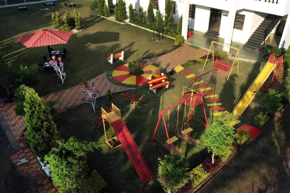 Nisarg Resort Джабалпур Екстериор снимка