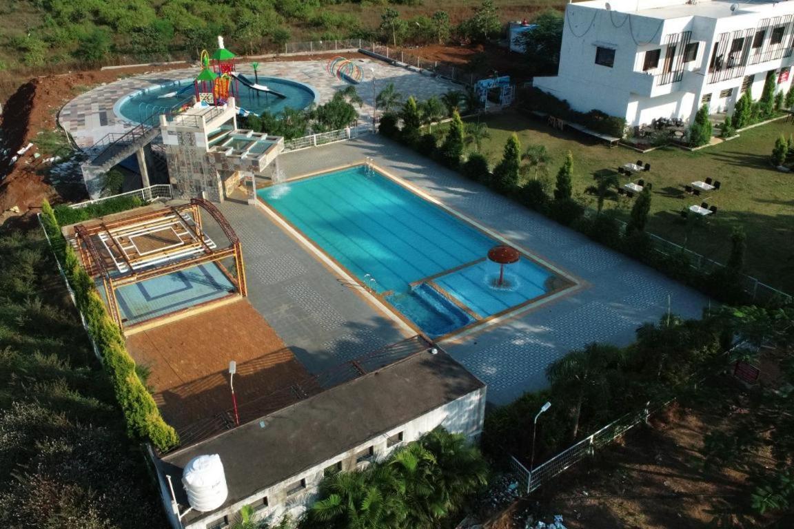 Nisarg Resort Джабалпур Екстериор снимка